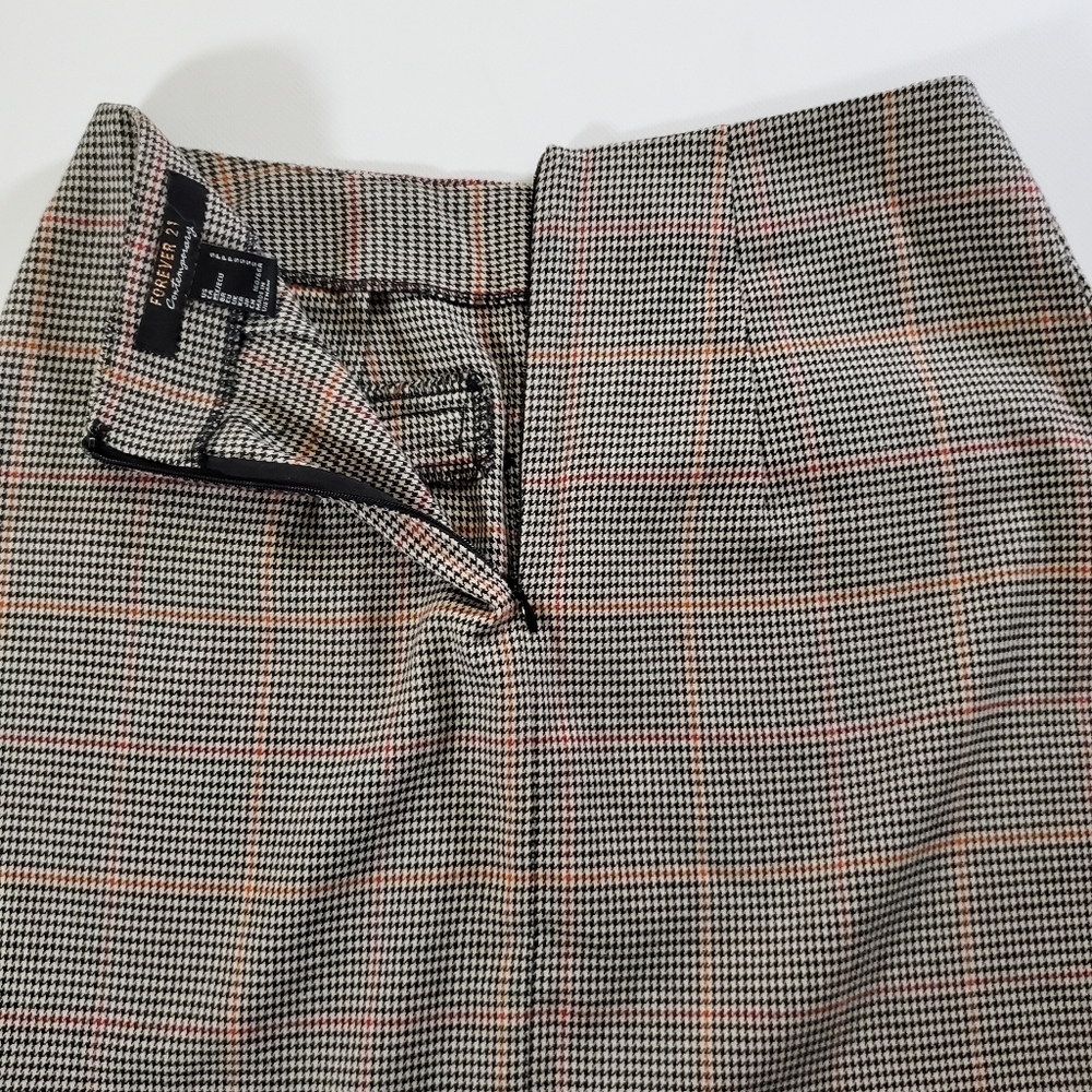 2474 * Forever 21 Contemporary Houndstooth Print Mini Skirt Black White Size S - Picture 5 of 8